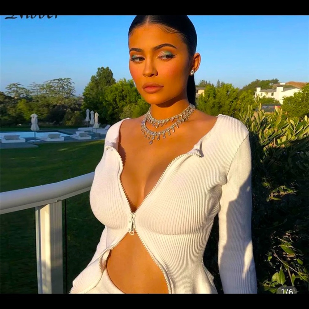 White Zipper Top